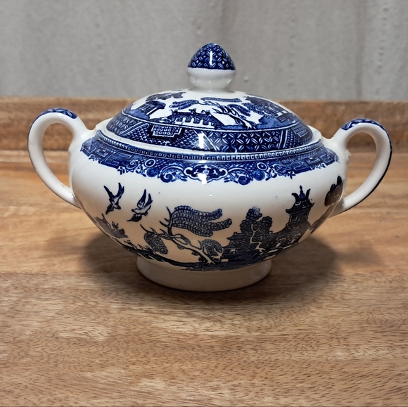 Blue Willow Covered Sugar Bowl - Picture 2 of 6